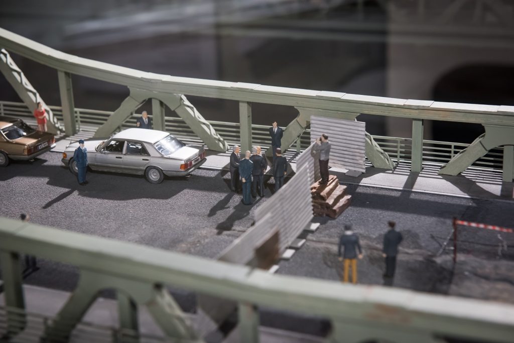 Modell Glienicker Brücke Deutsches Spionagemuseum